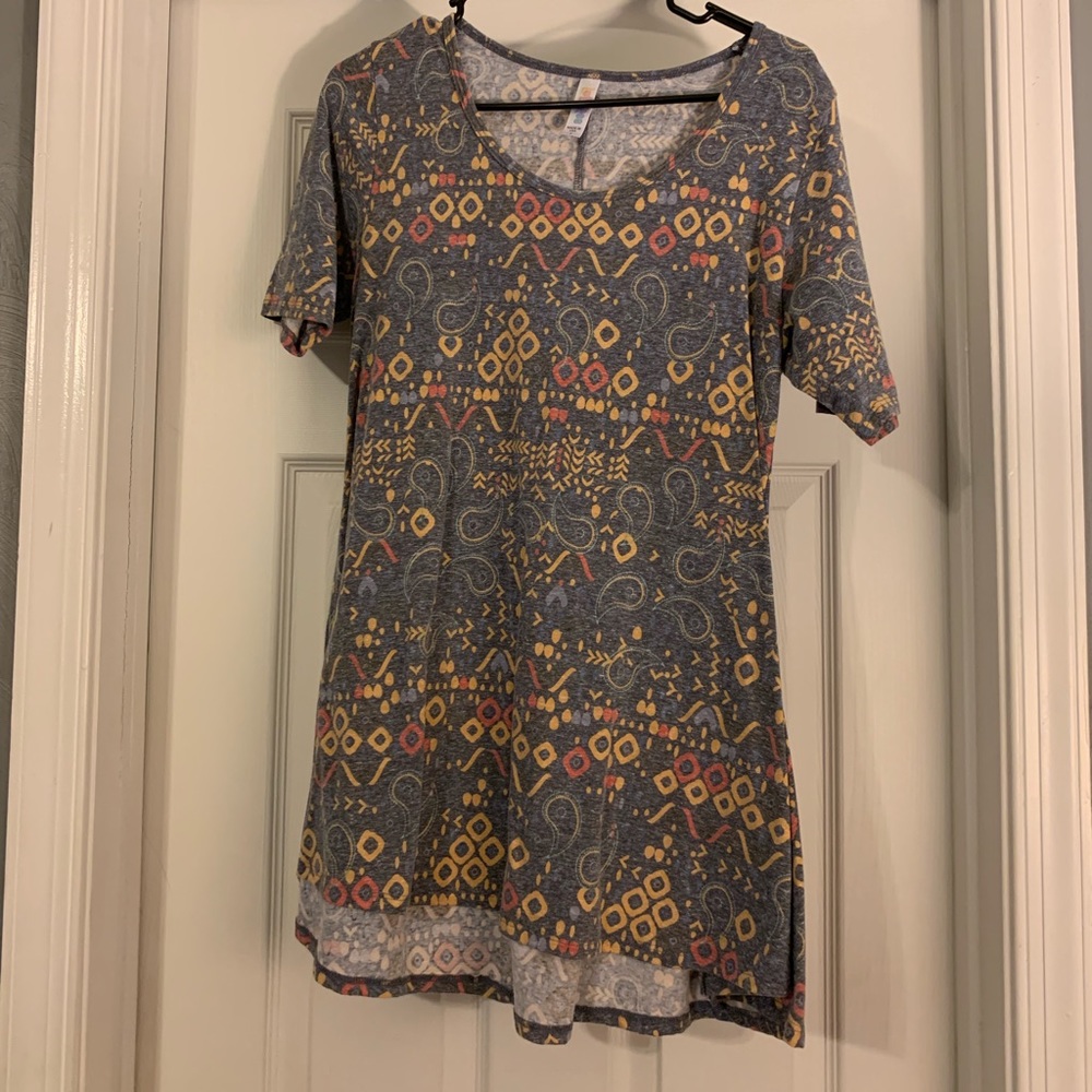LulaRoe Perfect T.